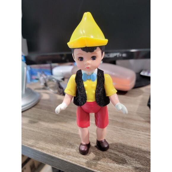 2004 McDonalds Madame Alexander Boy Action Figure Pinocchio Toy #6 - Picture 3 of 3